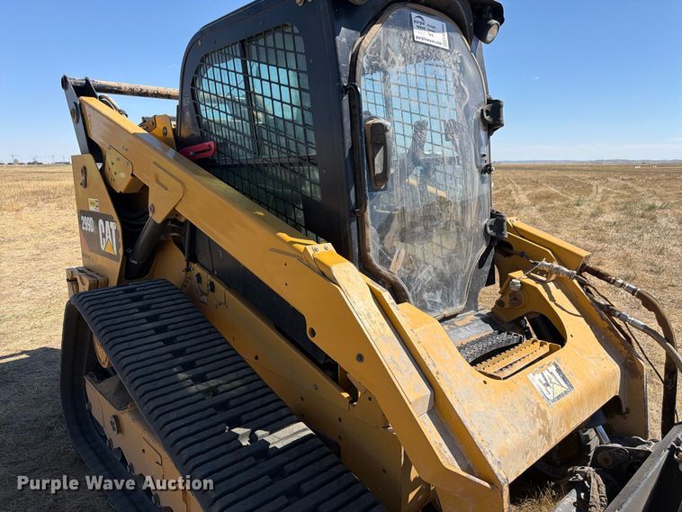 image for item FM7652 2018 Caterpillar 299D2 tracked skid steer loader