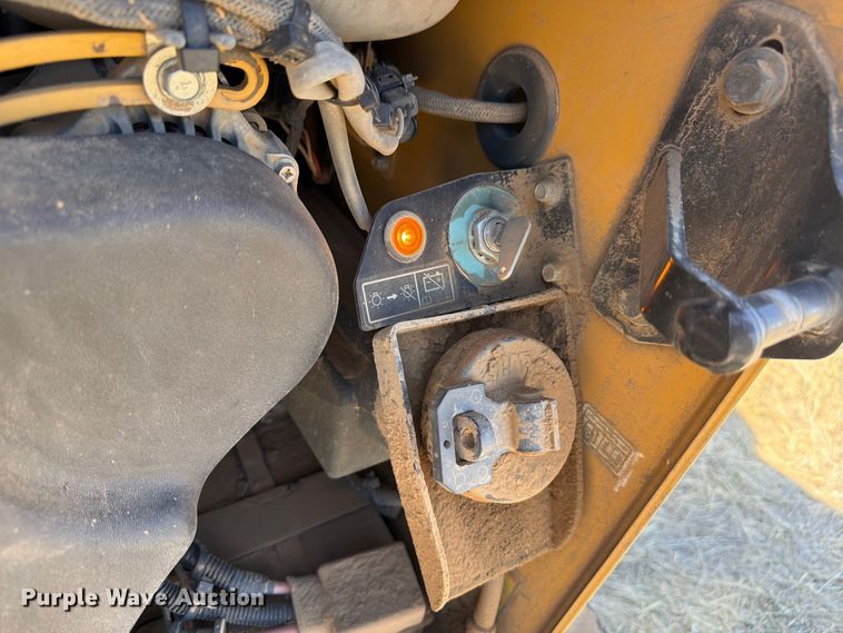 image for item FM7652 2018 Caterpillar 299D2 tracked skid steer loader