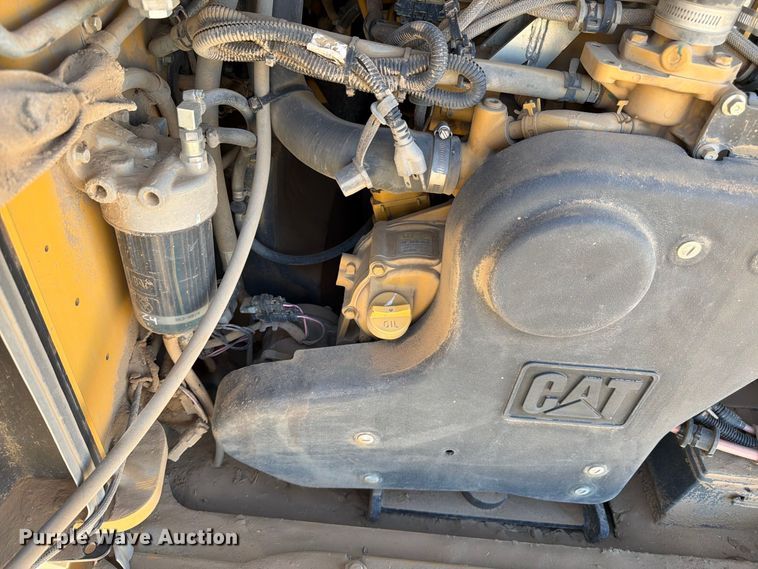 image for item FM7652 2018 Caterpillar 299D2 tracked skid steer loader