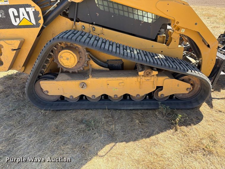 image for item FM7652 2018 Caterpillar 299D2 tracked skid steer loader