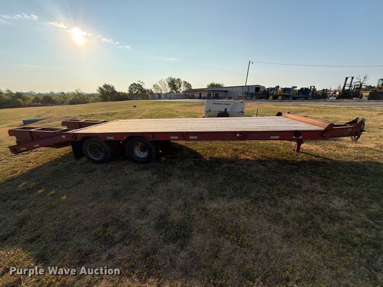 image for item FN2581 2003 Belshe equipment trailer