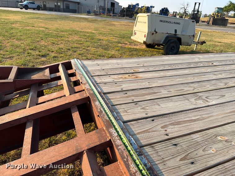 image for item FN2581 2003 Belshe equipment trailer