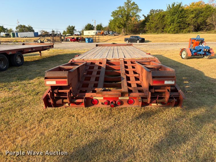 image for item FN2583 2003 Belshe equipment trailer