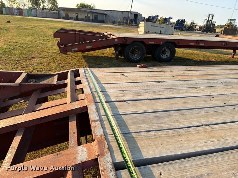 image for item FN2583 2003 Belshe equipment trailer