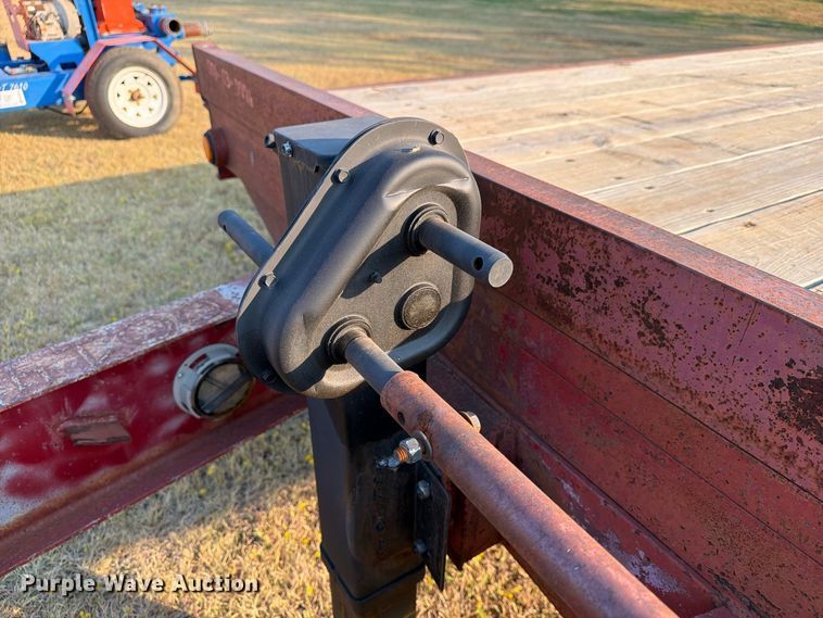 image for item FN2583 2003 Belshe equipment trailer