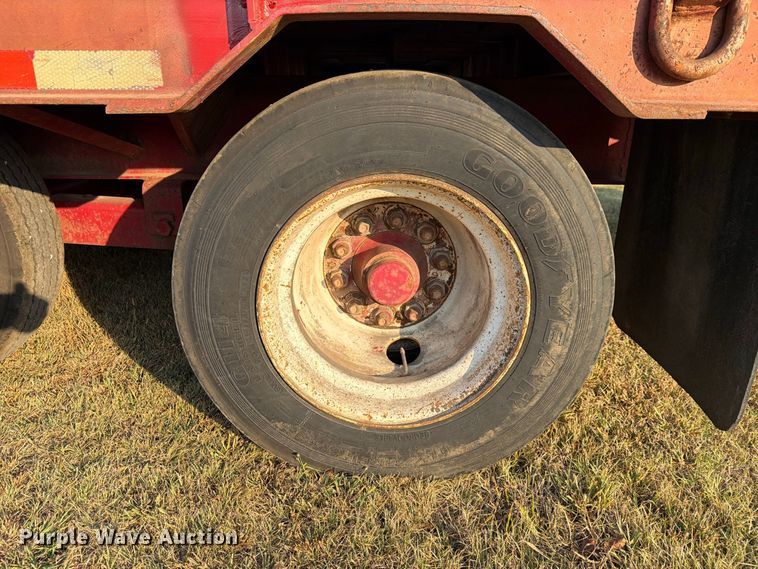 image for item FN2583 2003 Belshe equipment trailer