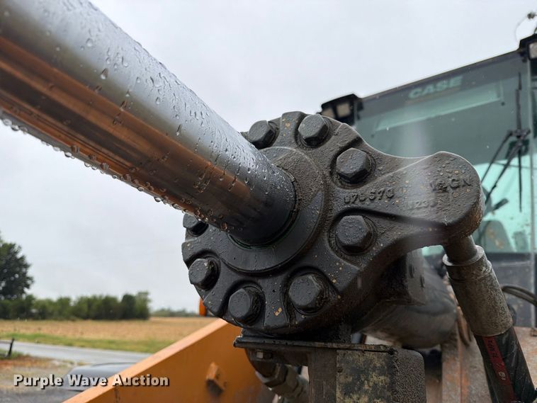 image for item FN2593 2012 Case 821F wheel loader