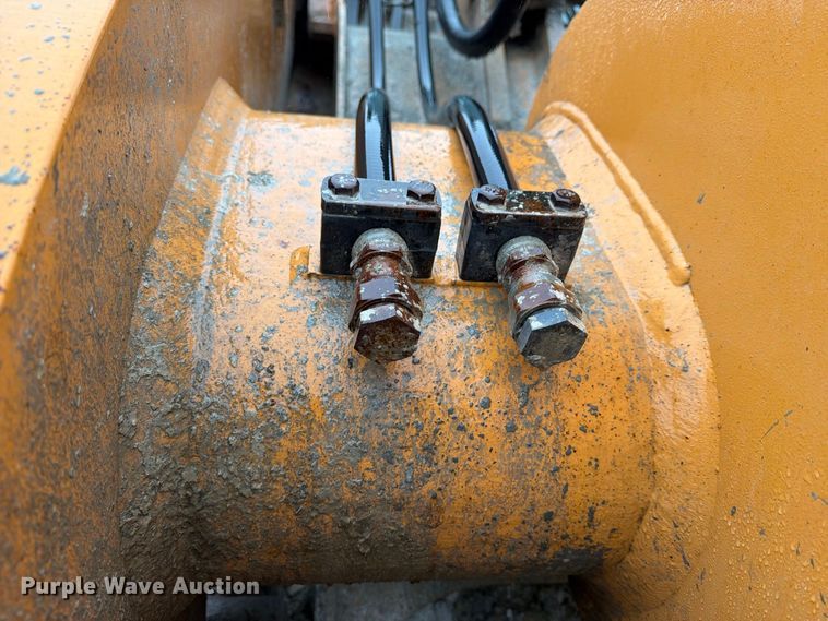image for item FN2593 2012 Case 821F wheel loader