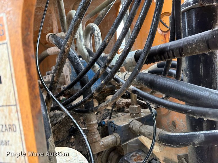 image for item FN2593 2012 Case 821F wheel loader