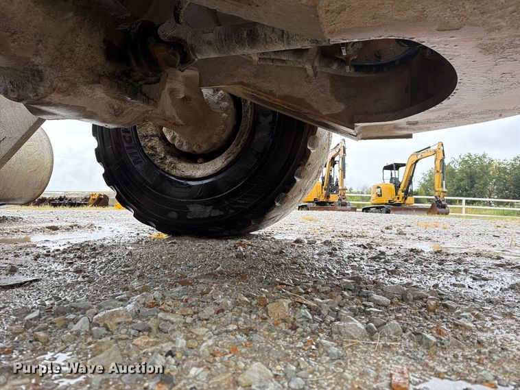 image for item FN2593 2012 Case 821F wheel loader