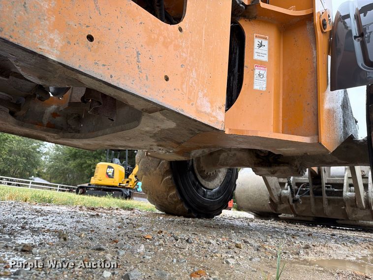 image for item FN2593 2012 Case 821F wheel loader