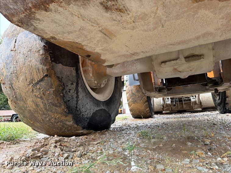 image for item FN2593 2012 Case 821F wheel loader
