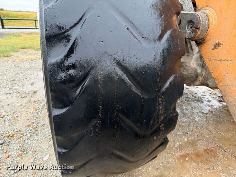 image for item FN2593 2012 Case 821F wheel loader