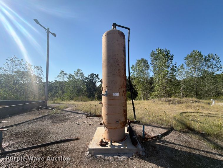 image for item FN2604 2003 Quality Tank & Mfg. Inc. separator tank