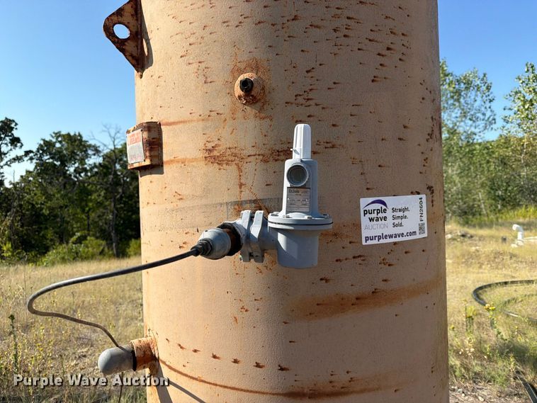 image for item FN2604 2003 Quality Tank & Mfg. Inc. separator tank