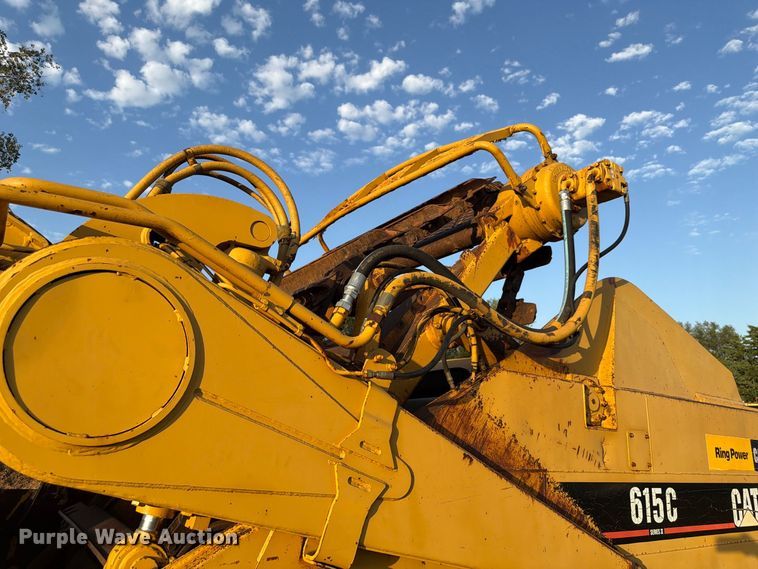image for item FP3076 1995 Caterpillar 615C series II elevating scraper