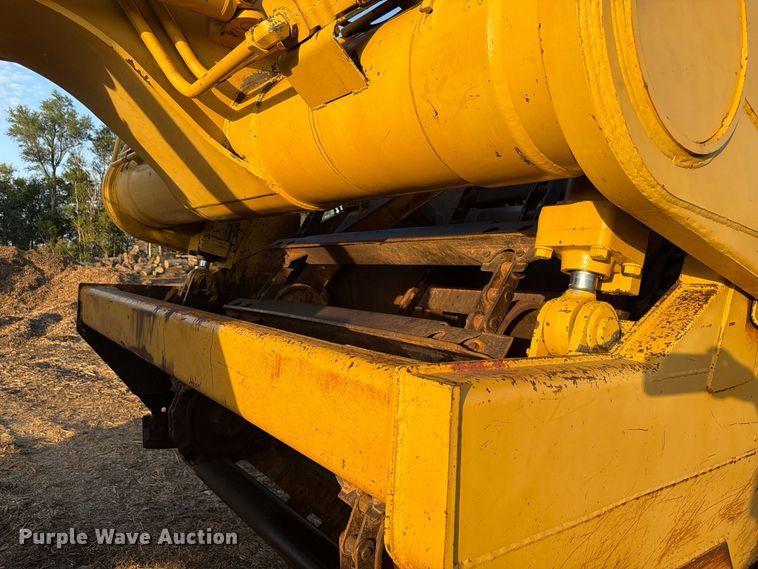 image for item FP3076 1995 Caterpillar 615C series II elevating scraper