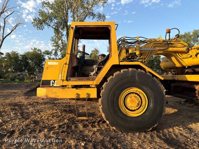 image for item FP3076 1995 Caterpillar 615C series II elevating scraper