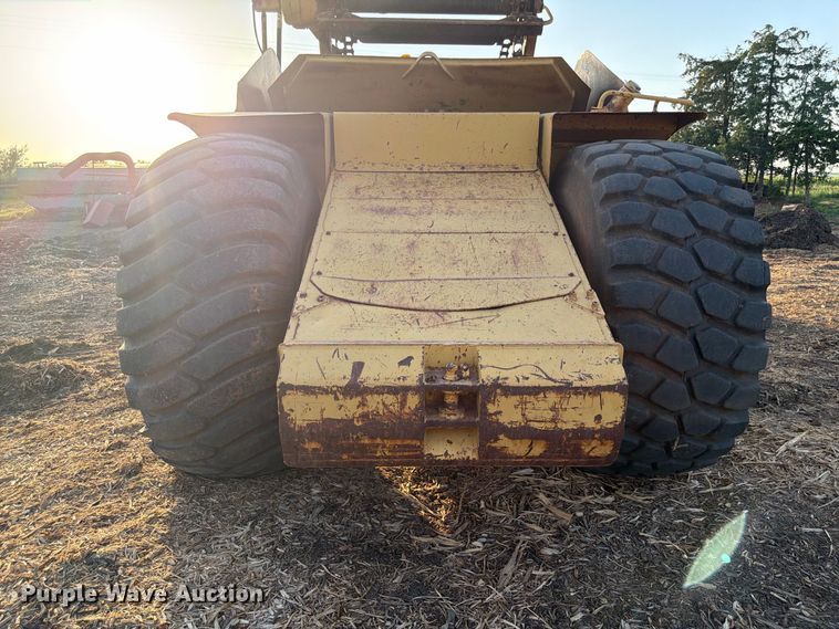 image for item FP3076 1995 Caterpillar 615C series II elevating scraper