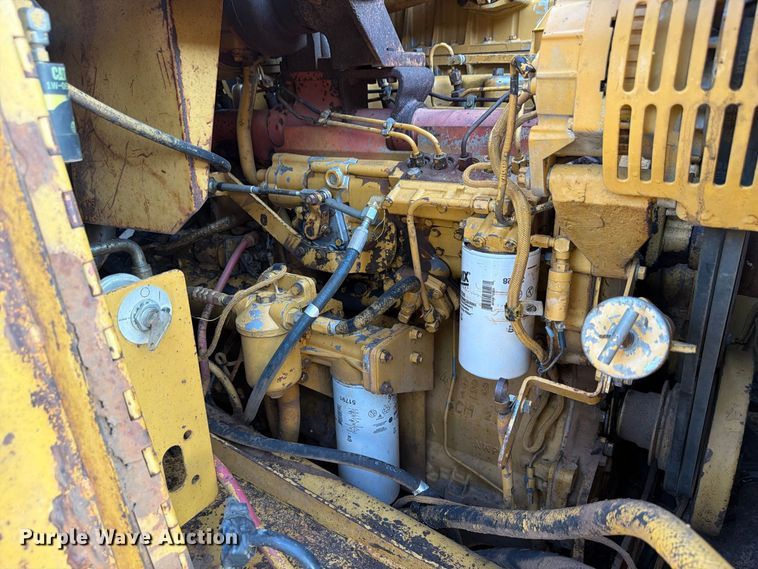 image for item FP3076 1995 Caterpillar 615C series II elevating scraper