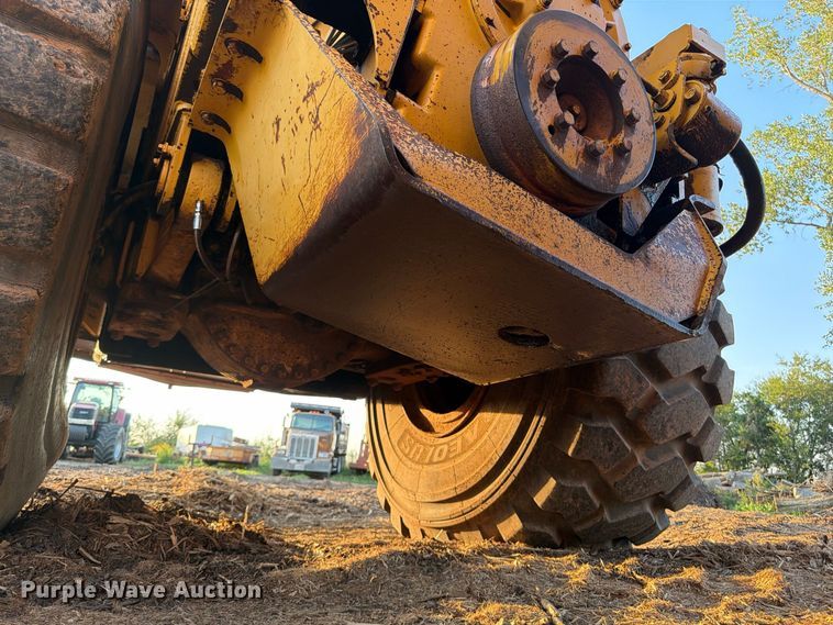 image for item FP3076 1995 Caterpillar 615C series II elevating scraper