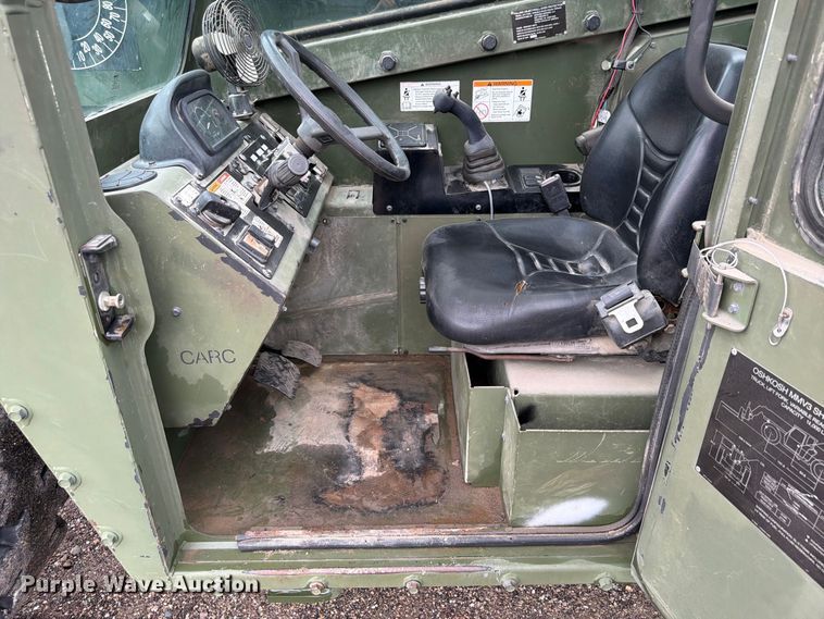 image for item FP3082 2017 Oshkosh MMV3 telehandler