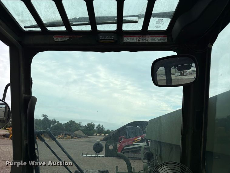image for item FP3082 2017 Oshkosh MMV3 telehandler