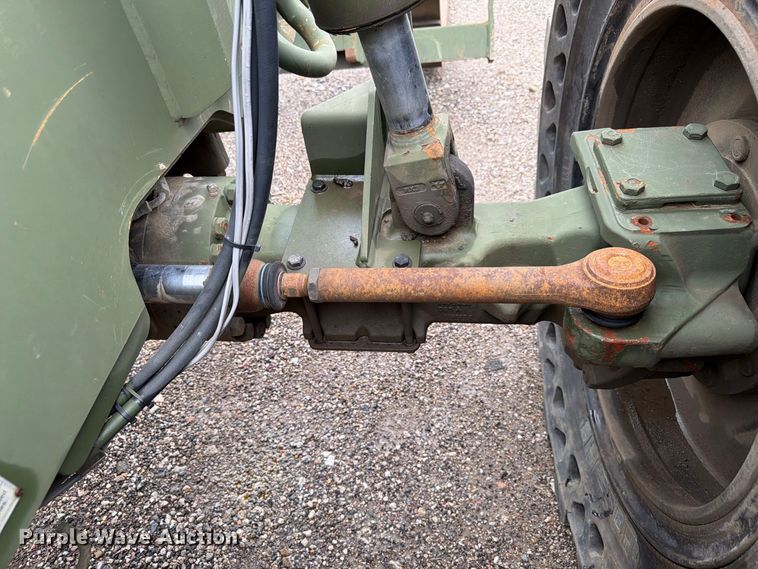 image for item FP3082 2017 Oshkosh MMV3 telehandler