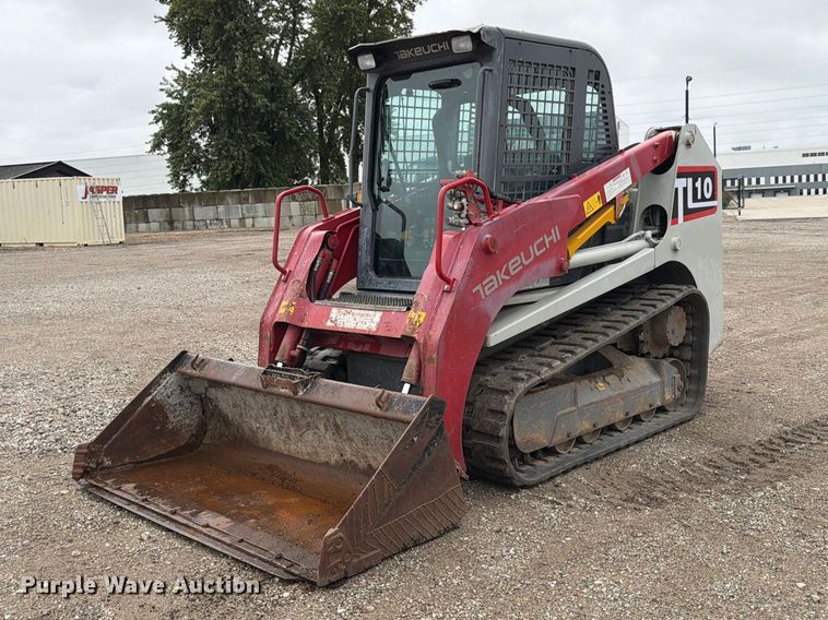 image for item FP3083 2015 Takeuchi TL10 tracked skid steer loader