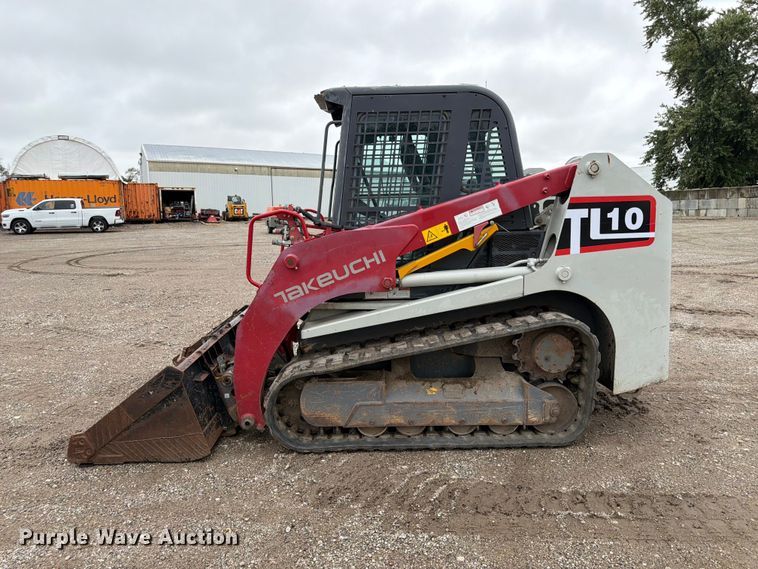 image for item FP3083 2015 Takeuchi TL10 tracked skid steer loader