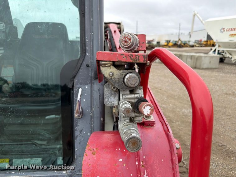 image for item FP3083 2015 Takeuchi TL10 tracked skid steer loader