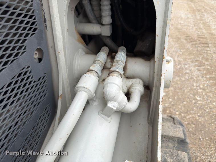 image for item FP3083 2015 Takeuchi TL10 tracked skid steer loader