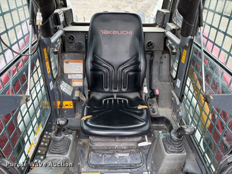 image for item FP3083 2015 Takeuchi TL10 tracked skid steer loader
