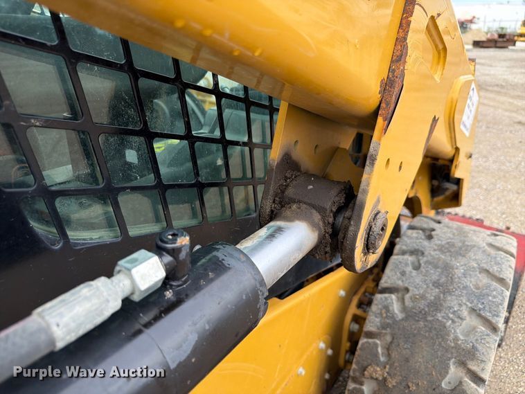 image for item FP3084 2015 Caterpillar 246D skid steer loader