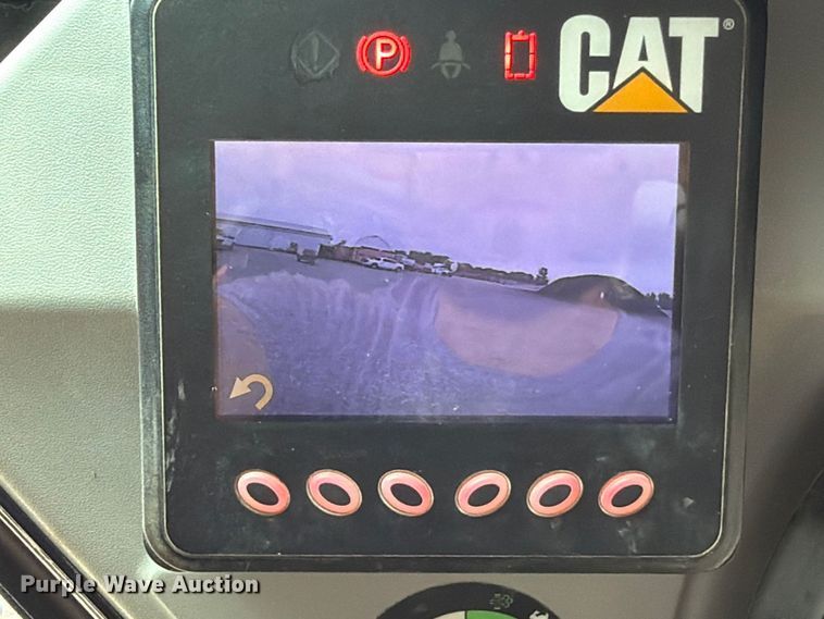 image for item FP3084 2015 Caterpillar 246D skid steer loader