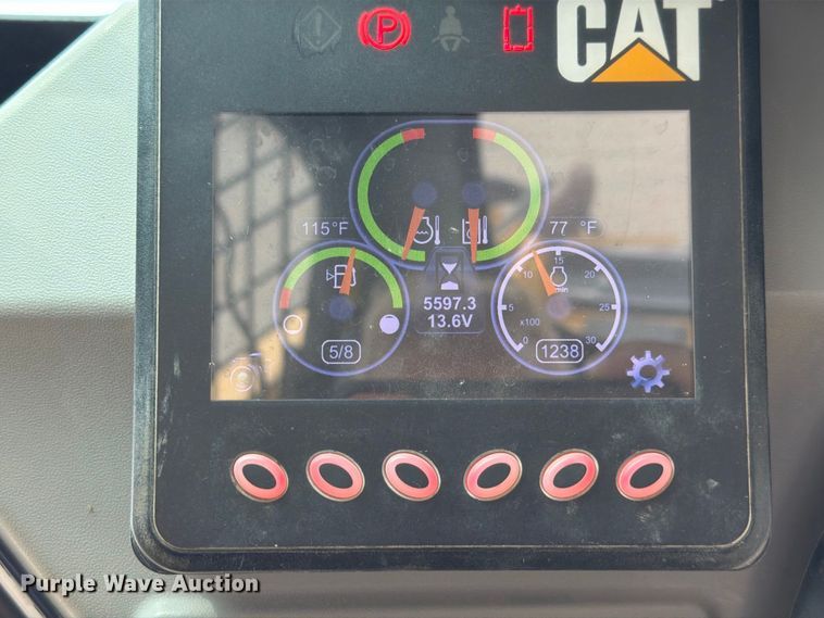 image for item FP3084 2015 Caterpillar 246D skid steer loader