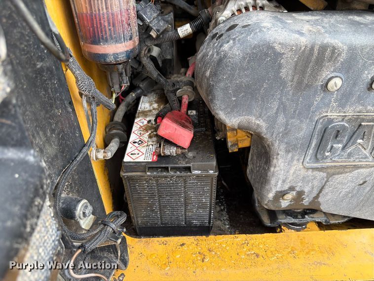 image for item FP3084 2015 Caterpillar 246D skid steer loader