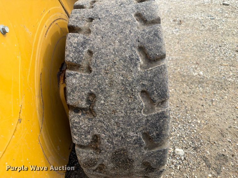 image for item FP3084 2015 Caterpillar 246D skid steer loader