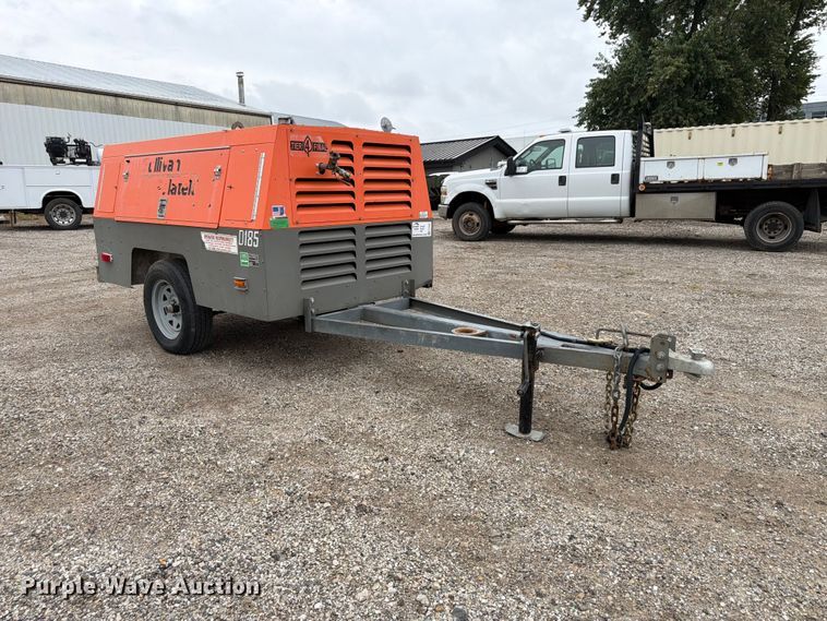 image for item FP3087 2020 Sullivan Palatek D185PIZ4 air compressor
