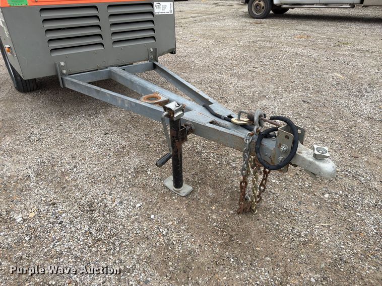 image for item FP3087 2020 Sullivan Palatek D185PIZ4 air compressor