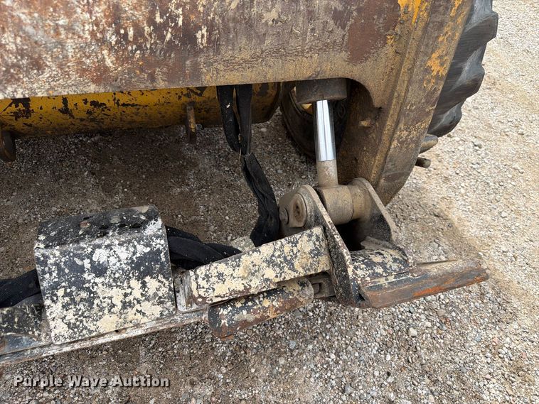image for item FP3089 2011 Caterpillar 246C skid steer loader