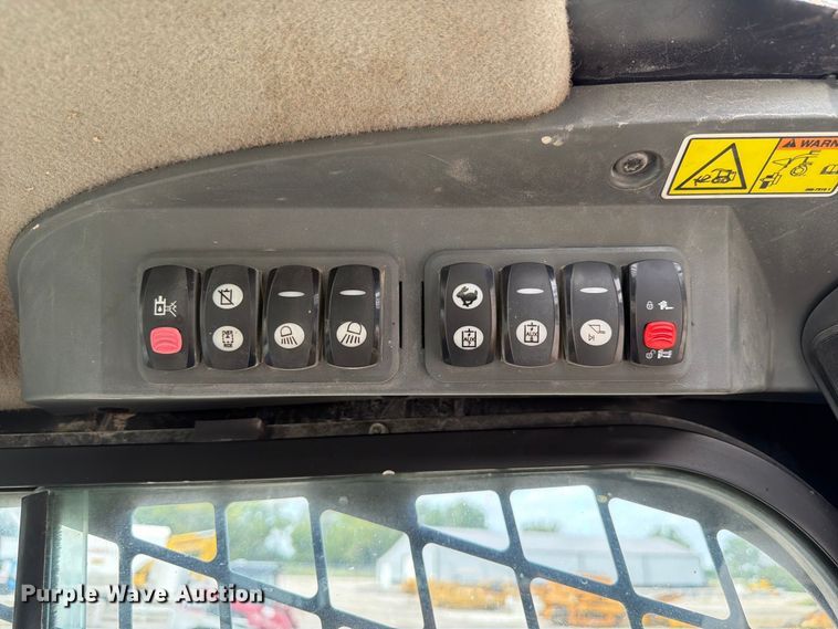 image for item FP3089 2011 Caterpillar 246C skid steer loader