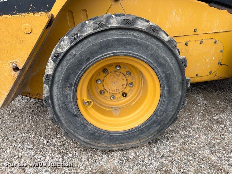image for item FP3089 2011 Caterpillar 246C skid steer loader