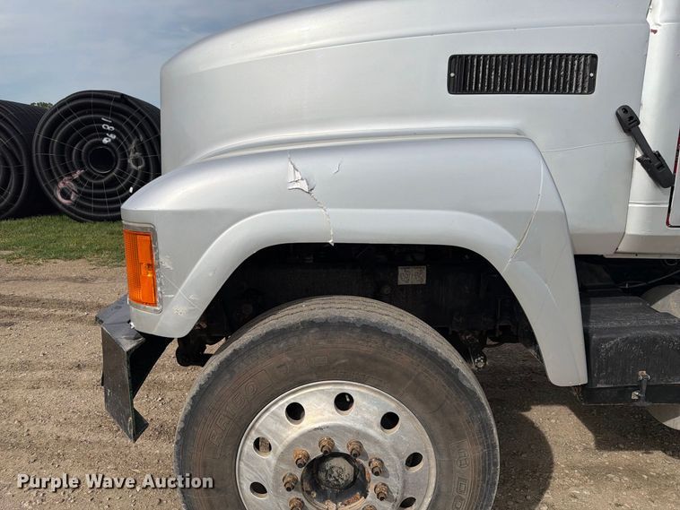 image for item FP3090 2006 Mack CHN613 dump truck