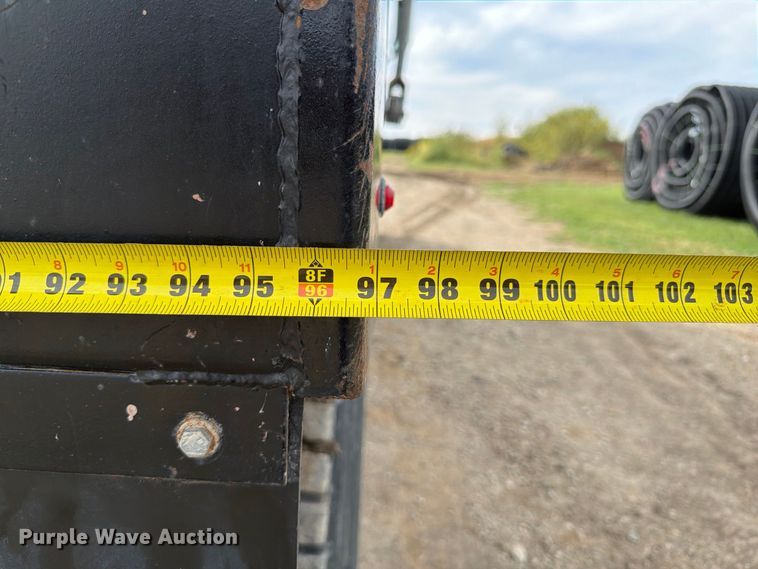 image for item FP3090 2006 Mack CHN613 dump truck