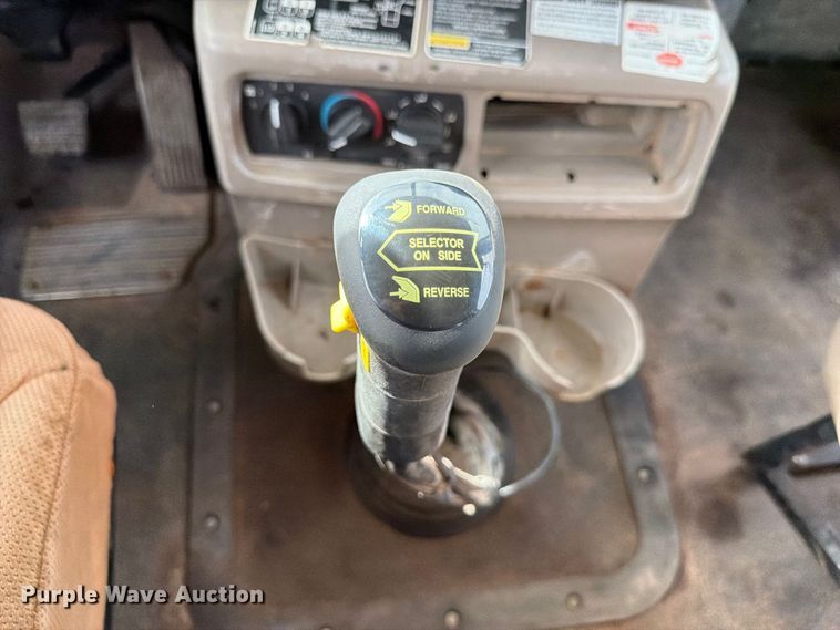 image for item FP3090 2006 Mack CHN613 dump truck