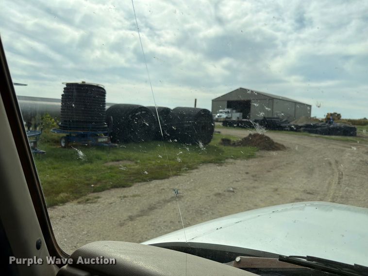 image for item FP3090 2006 Mack CHN613 dump truck