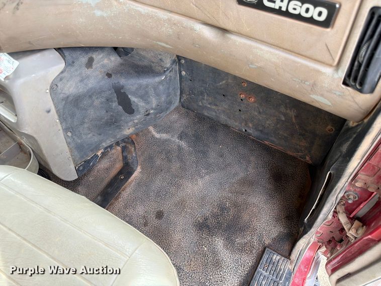 image for item FP3090 2006 Mack CHN613 dump truck
