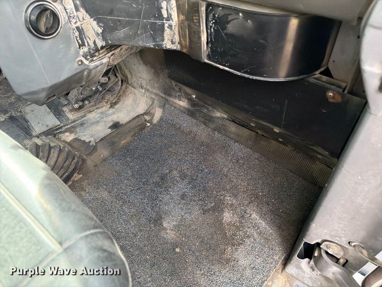 image for item FP3091 1999 Mack RD688S dump truck