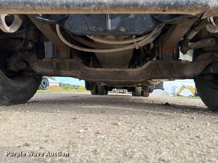 image for item FP3091 1999 Mack RD688S dump truck